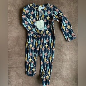 Kate Quinn Christmas Ornament Print Footie